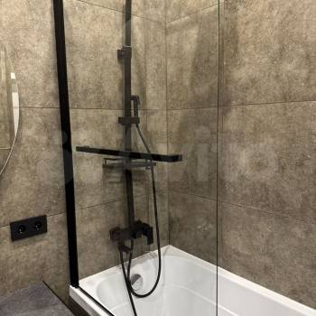 Продается 1-комнатная квартира, 37 м²