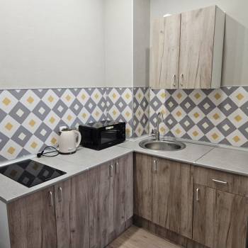 Сдается 1-комнатная квартира, 42 м²