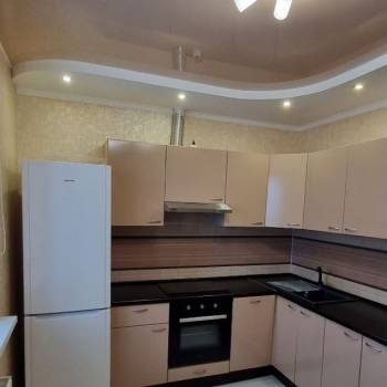 Сдается 1-комнатная квартира, 46 м²