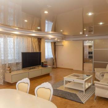 Продается Многокомнатная квартира, 220,9 м²