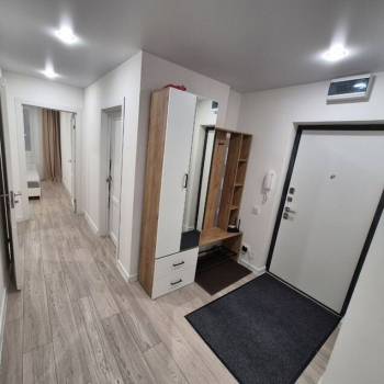 Сдается 2-х комнатная квартира, 61 м²