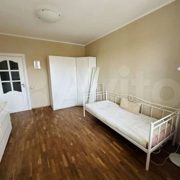 Продается Многокомнатная квартира, 110 м²