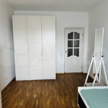 Продается Многокомнатная квартира, 110 м²
