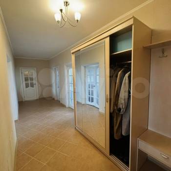 Продается Многокомнатная квартира, 110 м²