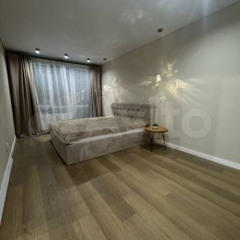 Продается 1-комнатная квартира, 48 м²
