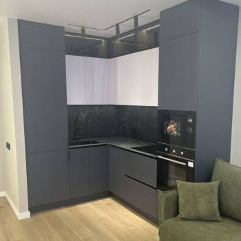 Продается 1-комнатная квартира, 37 м²