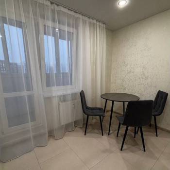 Сдается 1-комнатная квартира, 37,1 м²