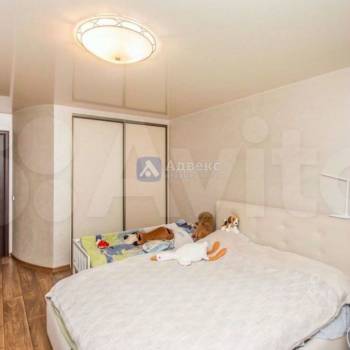 Продается 3-х комнатная квартира, 90,6 м²