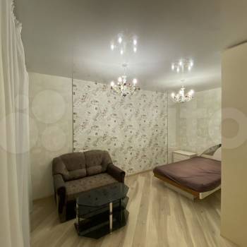 Сдается 1-комнатная квартира, 43 м²