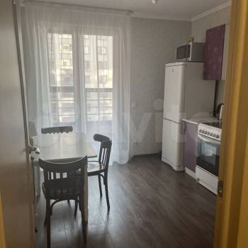 Сдается 1-комнатная квартира, 36 м²