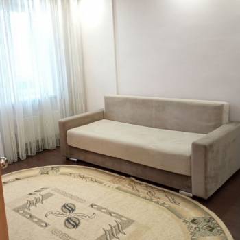 Продается 1-комнатная квартира, 37 м²