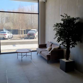 Продается 1-комнатная квартира, 57 м²