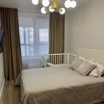 Продается 1-комнатная квартира, 41 м²