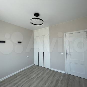 Продается 1-комнатная квартира, 36 м²