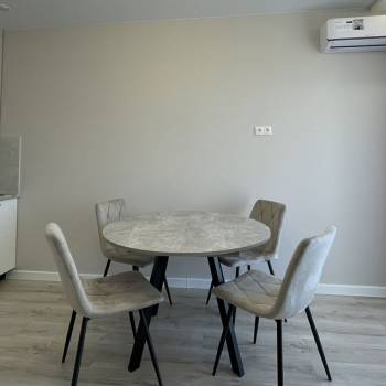Продается 1-комнатная квартира, 36 м²