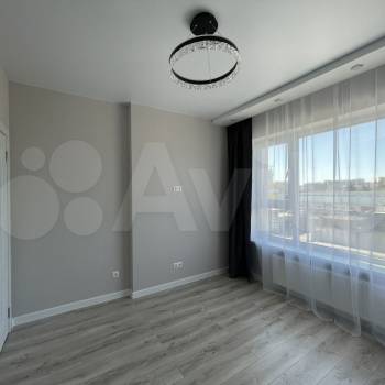 Продается 1-комнатная квартира, 36 м²