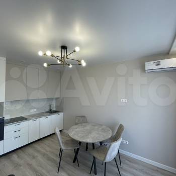 Продается 1-комнатная квартира, 36 м²