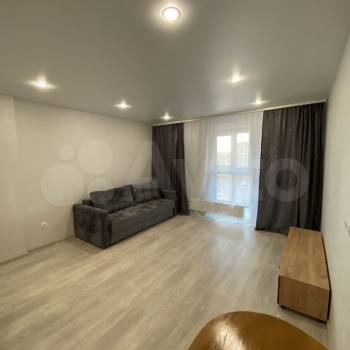 Сдается 1-комнатная квартира, 43,6 м²