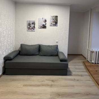 Сдается 1-комнатная квартира, 54 м²