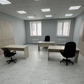 Сдается Нежилое помещение, 210 м²