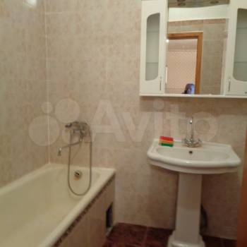 Сдается 2-х комнатная квартира, 75 м²