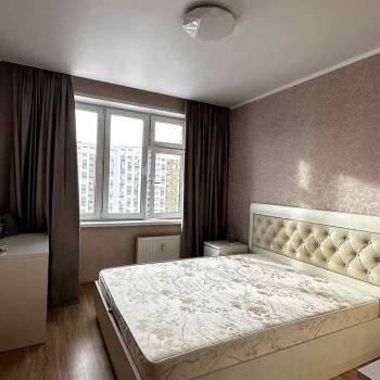 Сдается 2-х комнатная квартира, 65 м²