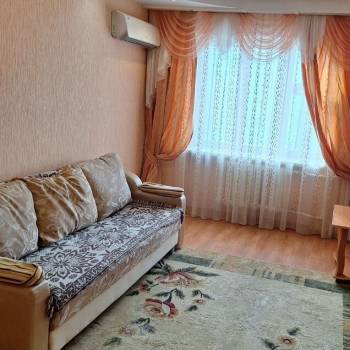 Сдается 2-х комнатная квартира, 67 м²