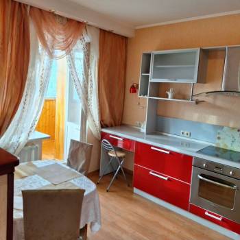 Сдается 2-х комнатная квартира, 67 м²