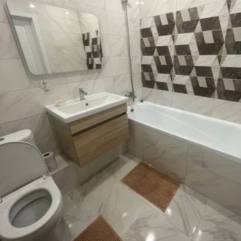 Продается 1-комнатная квартира, 38 м²