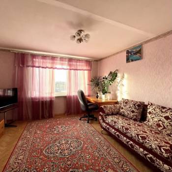 Продается 3-х комнатная квартира, 57 м²
