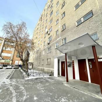 Продается 3-х комнатная квартира, 57 м²