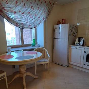 Продается 2-х комнатная квартира, 80 м²