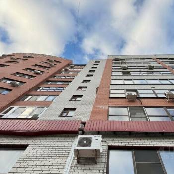 Сдается 2-х комнатная квартира, 83 м²