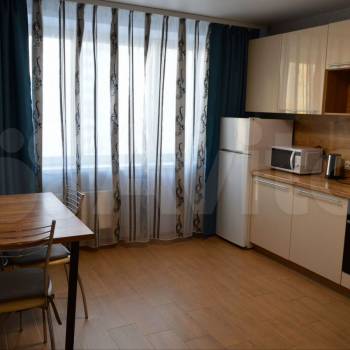 Сдается 1-комнатная квартира, 42,9 м²