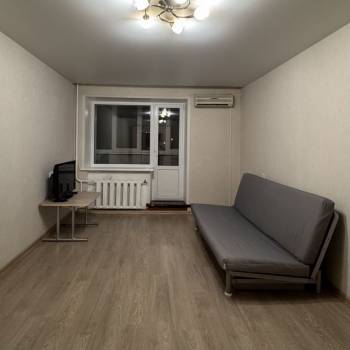 Сдается 1-комнатная квартира, 36,7 м²