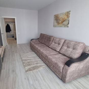 Сдается 2-х комнатная квартира, 64 м²