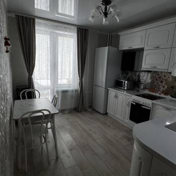 Сдается 1-комнатная квартира, 37,6 м²