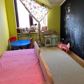 Продается Дом, 210 м²