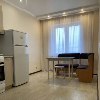 Сдается 1-комнатная квартира, 47 м²