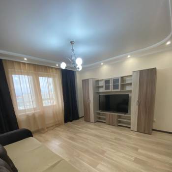 Сдается 1-комнатная квартира, 47 м²