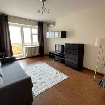 Сдается 1-комнатная квартира, 42,9 м²