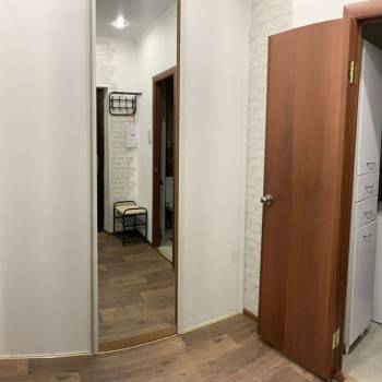 Продается 1-комнатная квартира, 35 м²