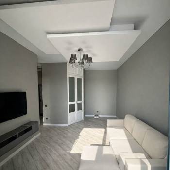 Сдается 1-комнатная квартира, 43 м²