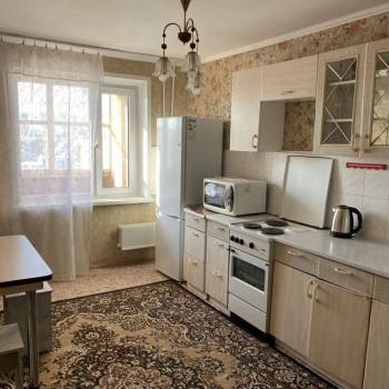 Сдается 2-х комнатная квартира, 65 м²