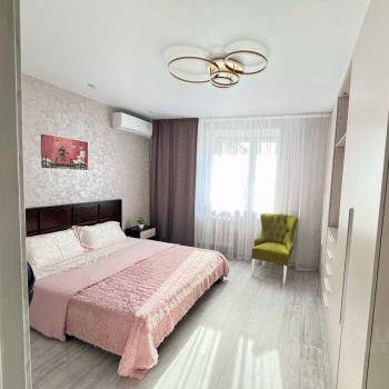 Сдается 2-х комнатная квартира, 64 м²