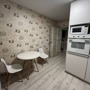 Продается 1-комнатная квартира, 45,8 м²