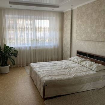 Продается Многокомнатная квартира, 114 м²