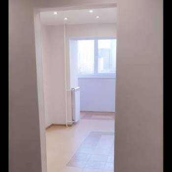 Продается 1-комнатная квартира, 35 м²