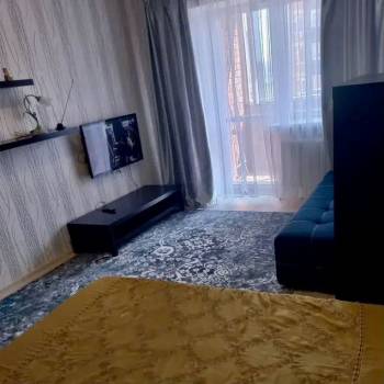 Сдается 1-комнатная квартира, 42 м²