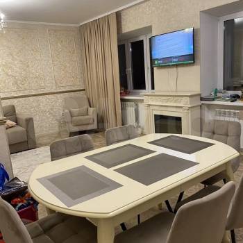 Продается 1-комнатная квартира, 87,7 м²